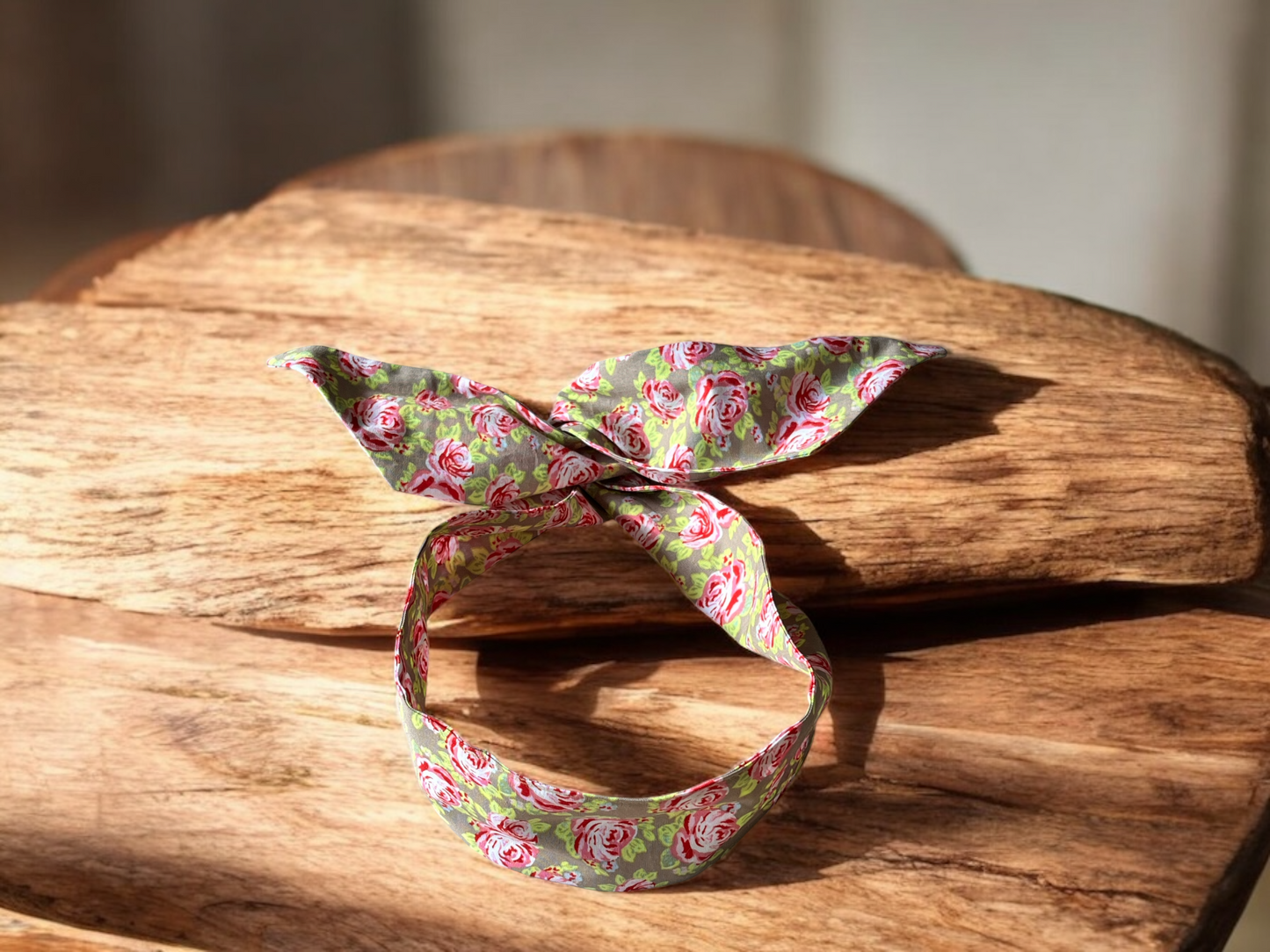 Vintage Style Wired Headband - Scarf - Hair Wrap - Rockabilly - Pink Roses
