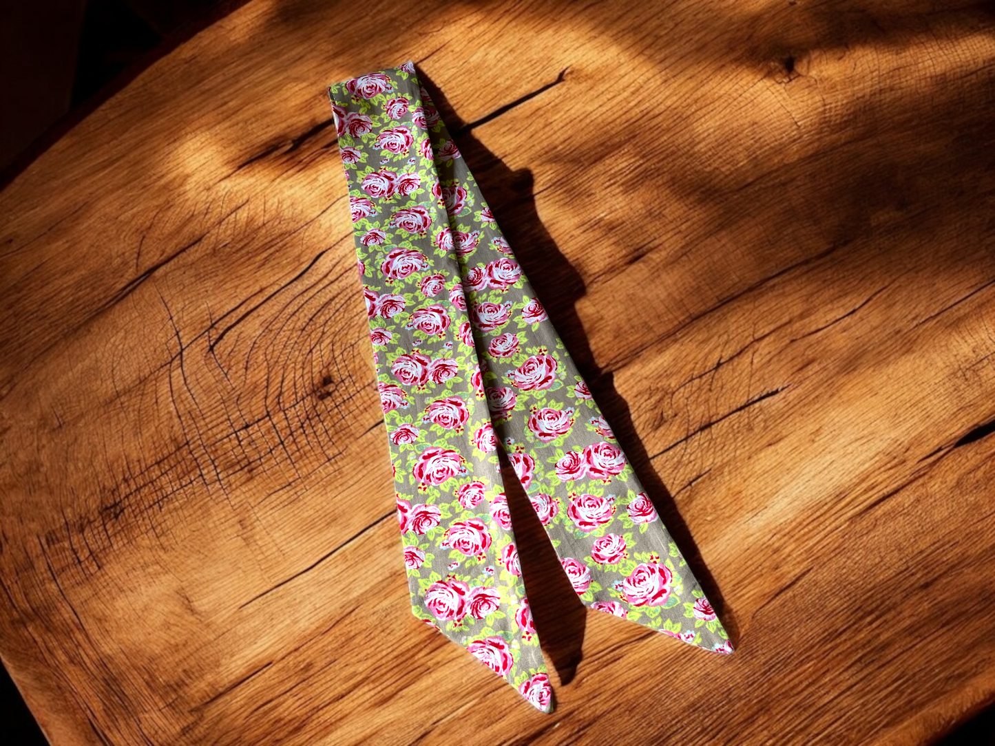 Vintage Style Wired Headband - Scarf - Hair Wrap - Rockabilly - Pink Roses