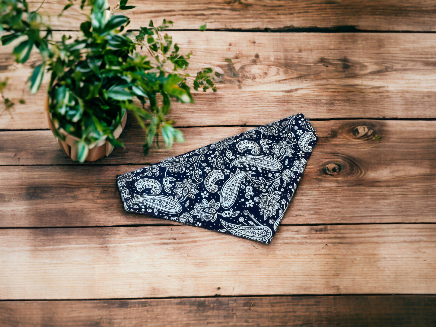 Dog bandana in Paisley design - Navy