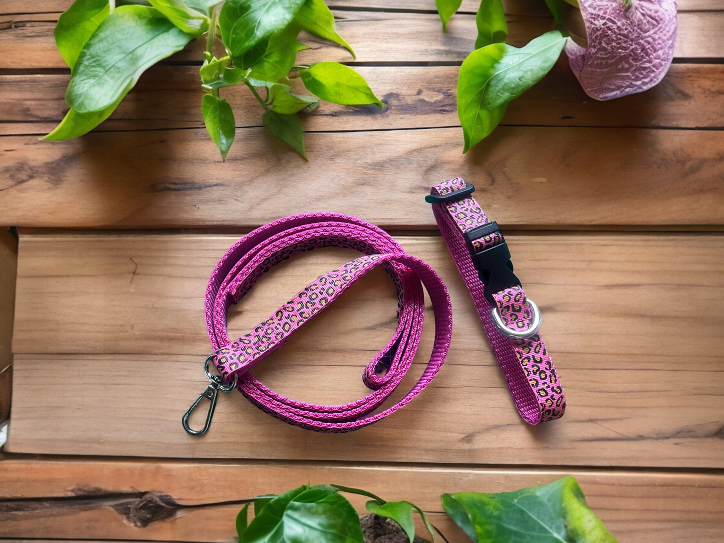 Dogs Lead in a stunning Pink Lepoard print design- Matching Collar available